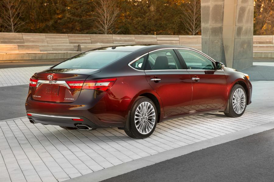  Toyota Avalon Limited 2015 года  (NA) (фото 22 из 31)